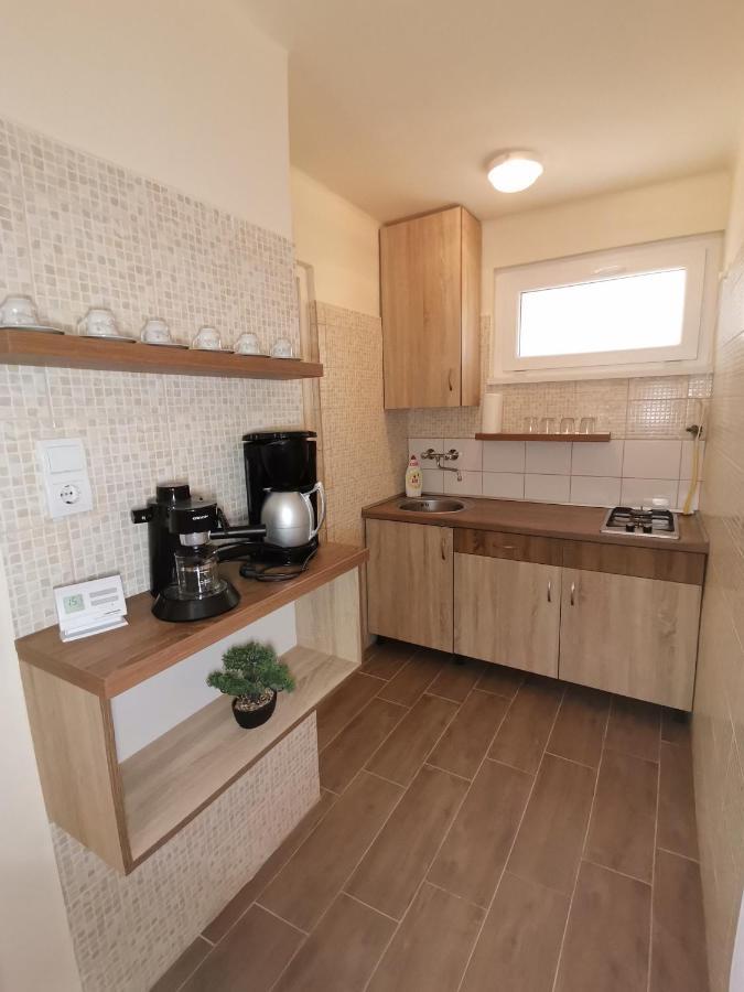 Gyoengyvirag Apartmanhaz Hajdúszoboszló Zewnętrze zdjęcie