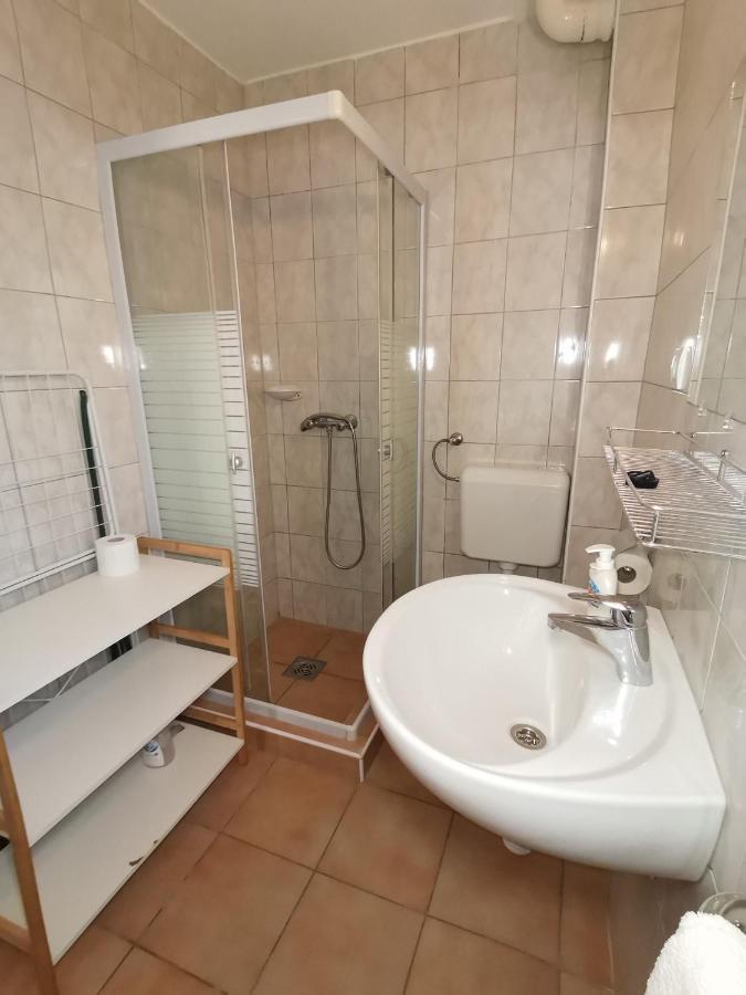 Gyoengyvirag Apartmanhaz Hajdúszoboszló Zewnętrze zdjęcie