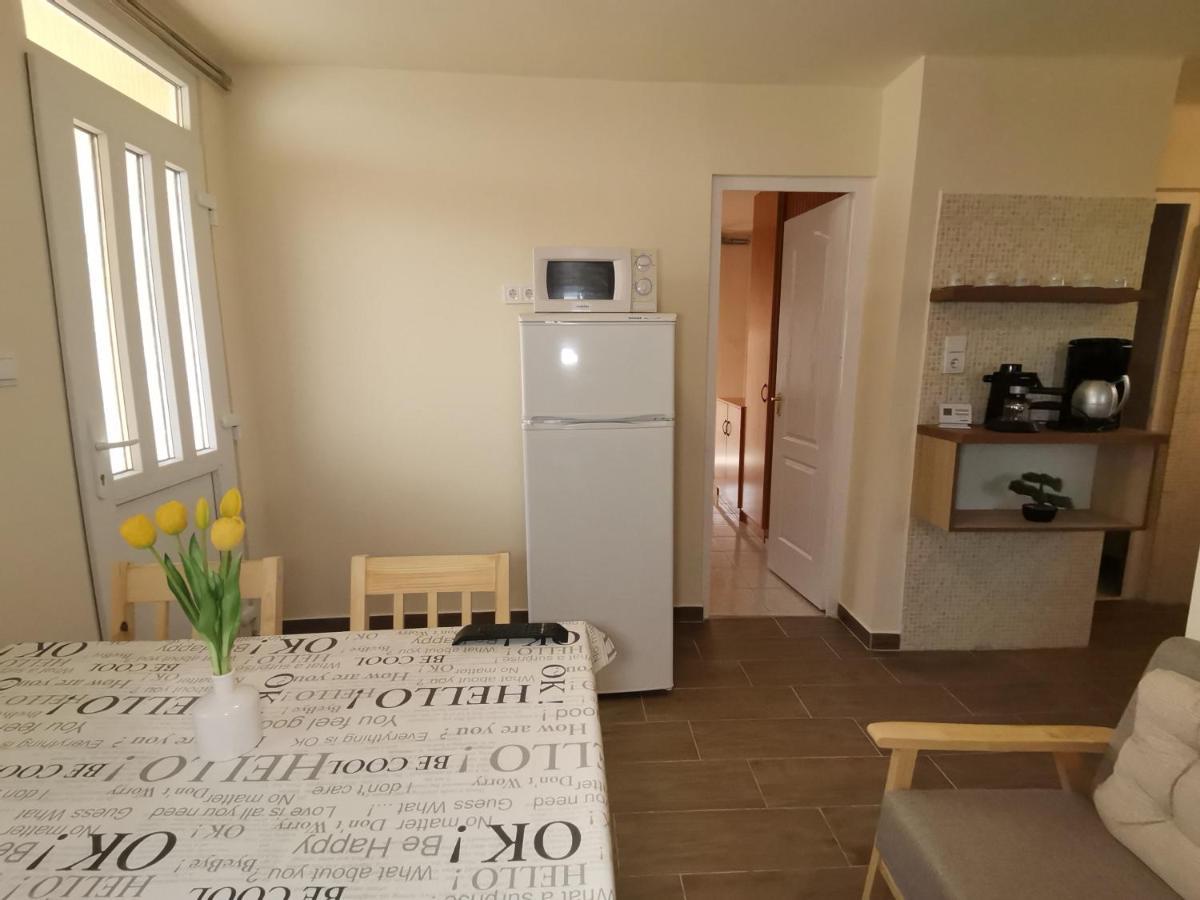 Gyoengyvirag Apartmanhaz Hajdúszoboszló Zewnętrze zdjęcie
